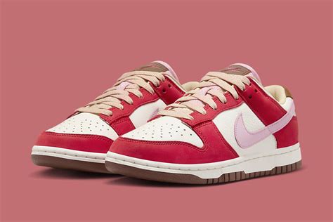 wmns dunk low premium bacon